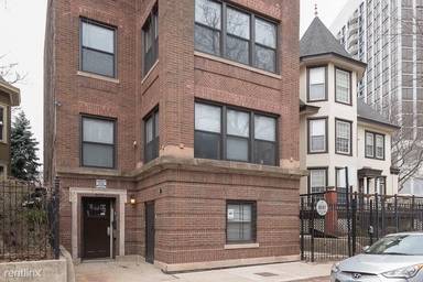 Main picture of 920 W Cullom Ave