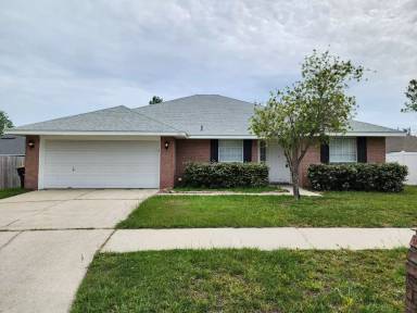 Main picture of 525 Brockham Dr