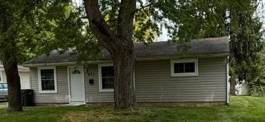 Main picture of 853 Oak St
