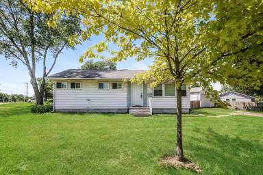 Main picture of 2908 Ghent Ave