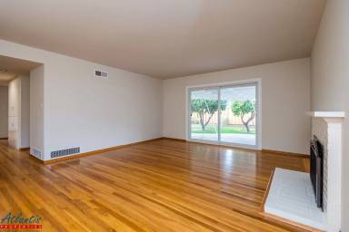 Main picture of 807 Mulberry Ln