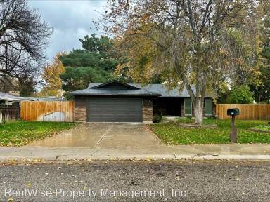 Main picture of 5250 N Mitchell St