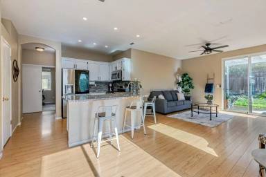 Main picture of 6452 Aspen Gardens Way