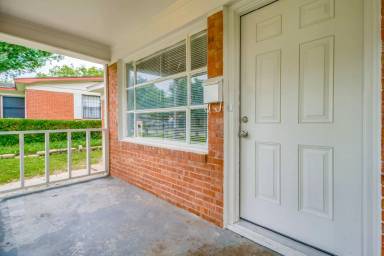 Main picture of 10637 Dunaway Dr