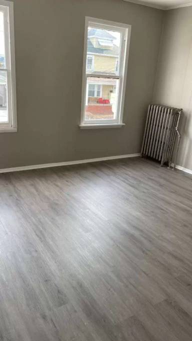 Main picture of 304 13th Ave