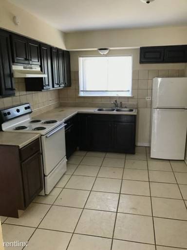 Main picture of 7201 S Western Ave