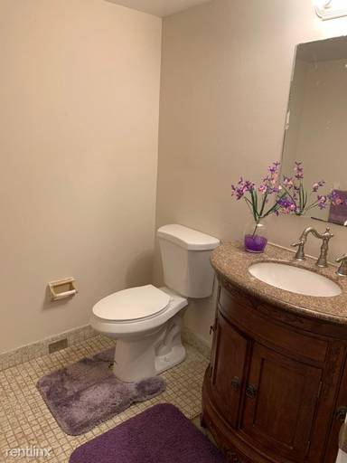 Main picture of 25 Ann Lee Ln