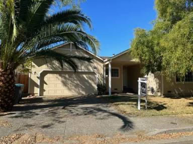 Main picture of 1069 W Cottage Pl