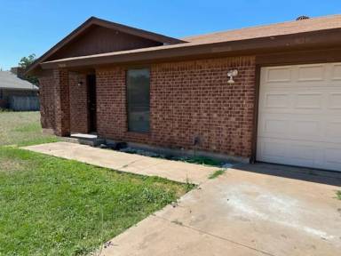 Main picture of 3650 Auburn Dr