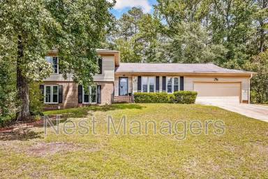 Main picture of 221 Waxhaw Dr