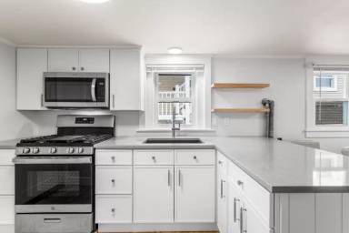 Main picture of 14 Fowler St