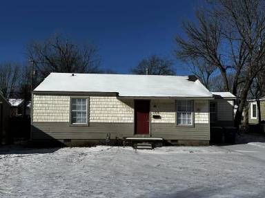 Main picture of 1516 N 68th East Ave