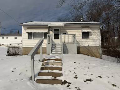 Main picture of 5635 College Ave