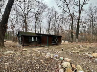 Main picture of 560 Shenandoah River Dr