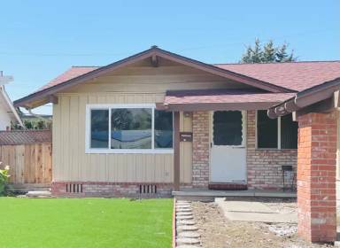 Main picture of 44715 Camellia Dr