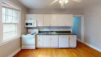 Main picture of 3103 Celeron Ave