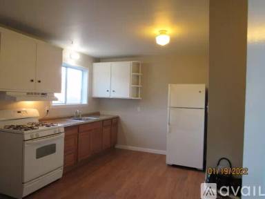 Main picture of 615 E I St