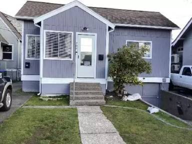 Main picture of 704 8th St