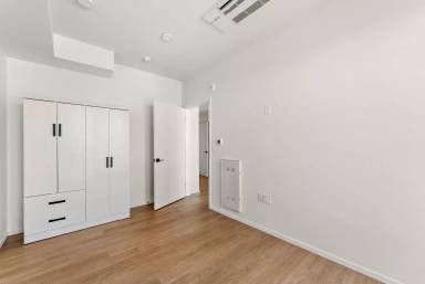 Main picture of 4080 32nd St