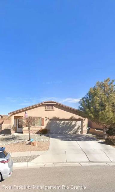 Main picture of 2028 Violeta Way SE