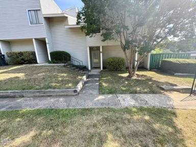 Main picture of 4609 Grinding Stone Dr