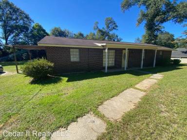 Main picture of 337 McPherson Dr