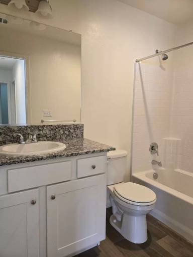 Main picture of 2118 W Escher Dr