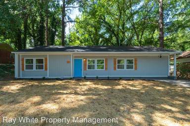 Main picture of 438 Lanier St NW