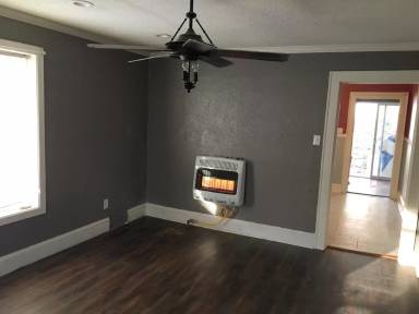Main picture of 806 N Oakwood Ave