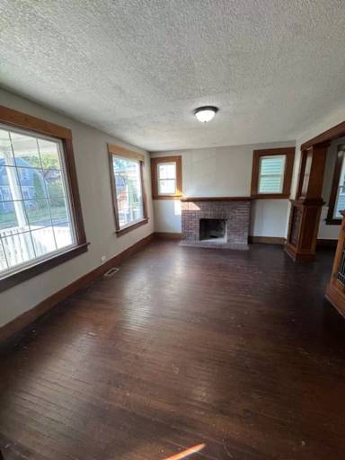 Main picture of 1006 Cottage Ave