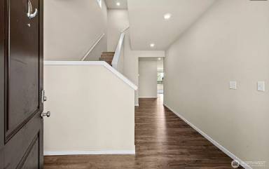 Main picture of 10537 185th Street Ct E