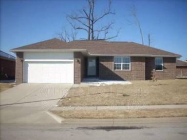 Main picture of 3917 W Parkridge Cir