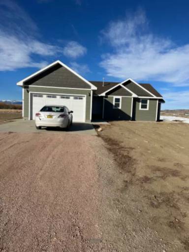 Main picture of 1811 Highway 72