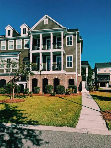Main picture of 2422 Kendall Dr