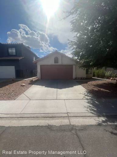 Main picture of 6933 Wineberry Dr