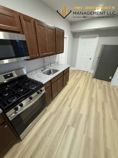 Main picture of 81 Swindells St