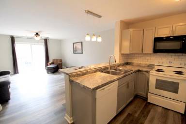 Main picture of Hunters Ridge Condominiums