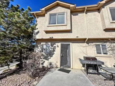 Main picture of 7805 - 7823 Antelope Valley Pt