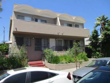 Main picture of 1021 N Gardner St