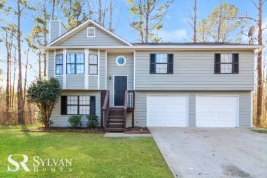 Main picture of 2235 Azalea Dr