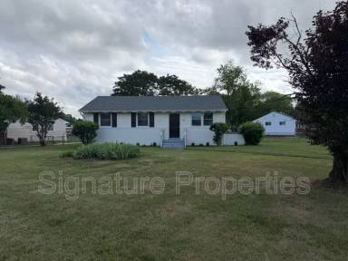 Main picture of 500 S Laburnum Ave