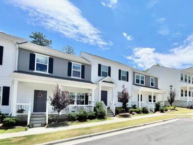 Main picture of 114 Grover Ct