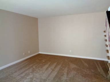 Main picture of 5563 Pioneer Blvd