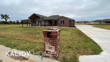 Main picture of 302 Kirks Holw