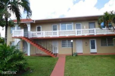 Main picture of 20330 NE 2nd Ave