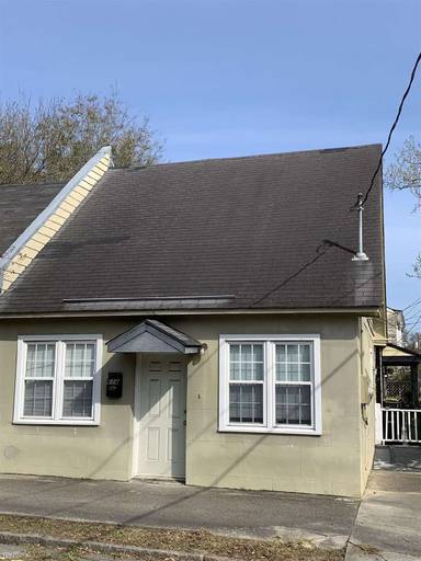 Main picture of 614 Price St