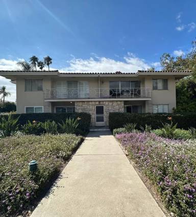 Main picture of 2645 State St