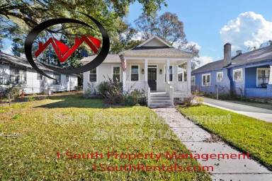 Main picture of 765 Charles St