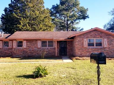 Main picture of 2942 Alta Rd