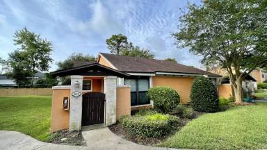 Main picture of 811 Sandpiper Ln